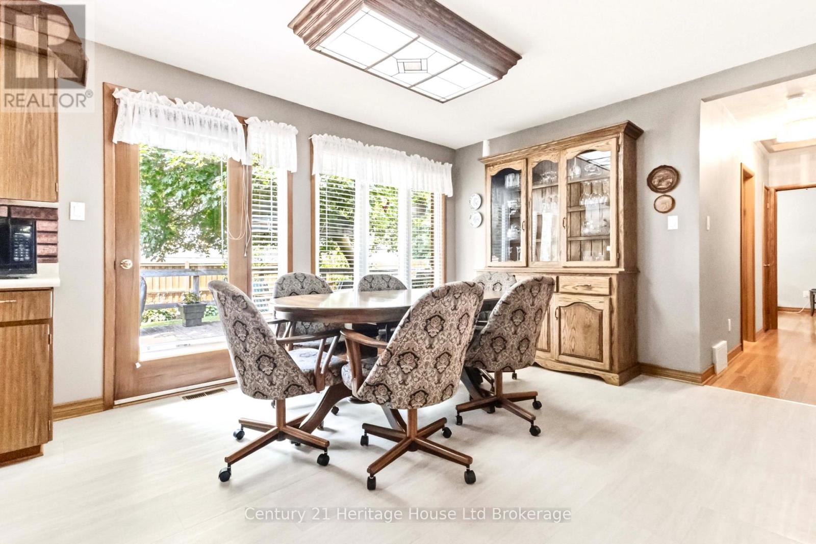 26 Deveron Crescent, London South, Ontario  N5Z 4B1 - Photo 8 - X13591430