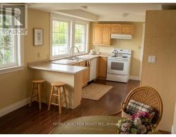 166 WELDRICK ROAD, Richmond Hill, Ontario