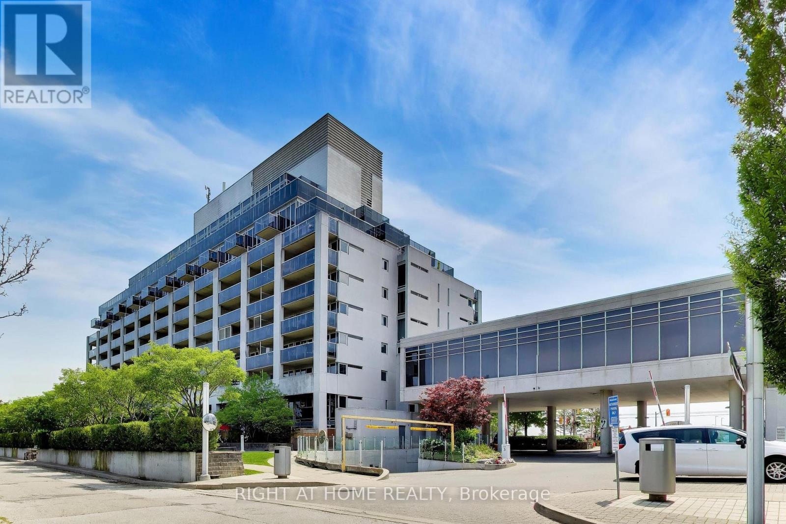 407 - 1040 The Queensway, Toronto, Ontario M8Z 0A7 - Photo 5 - W13591428