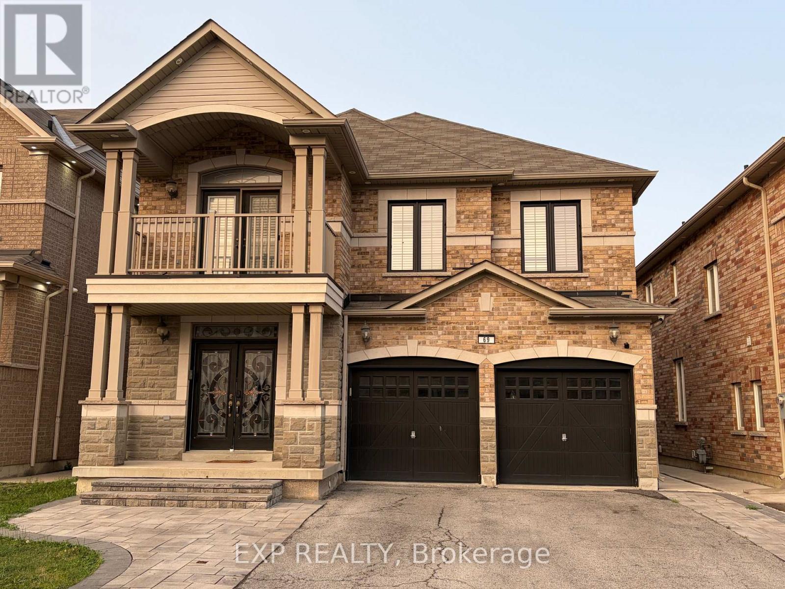 69 GARDENBROOKE TRAIL, Brampton, Ontario