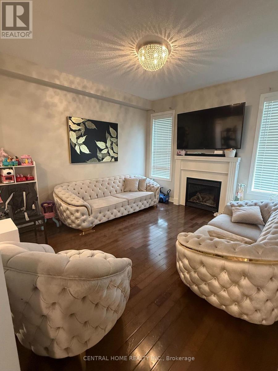 29 Aikenhead Avenue, Richmond Hill, Ontario  L4S 0A8 - Photo 8 - N13569852