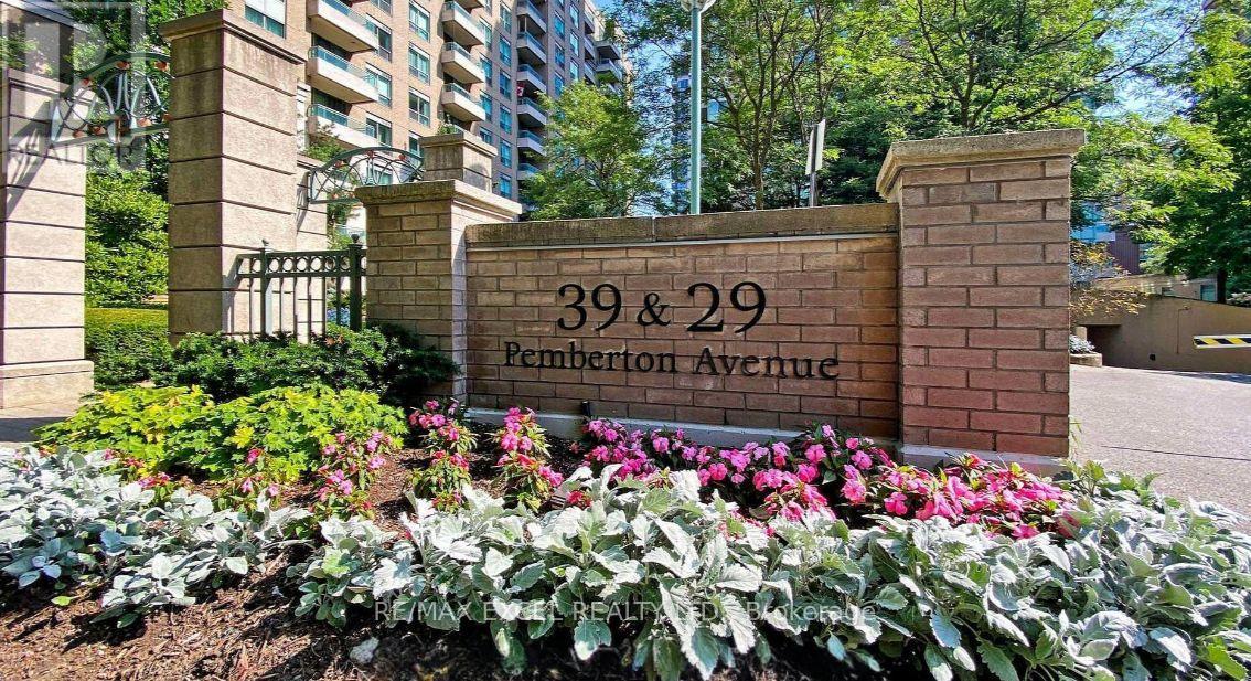 902 - 39 PEMBERTON AVENUE, Toronto, Ontario