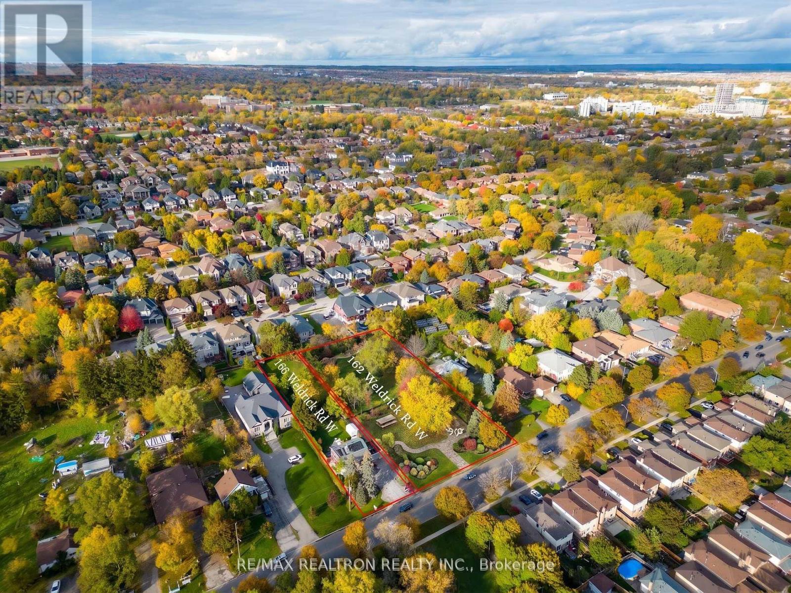 162 Weldrick Road W, Richmond Hill, Ontario  L4C 3V1 - Photo 4 - N13591484