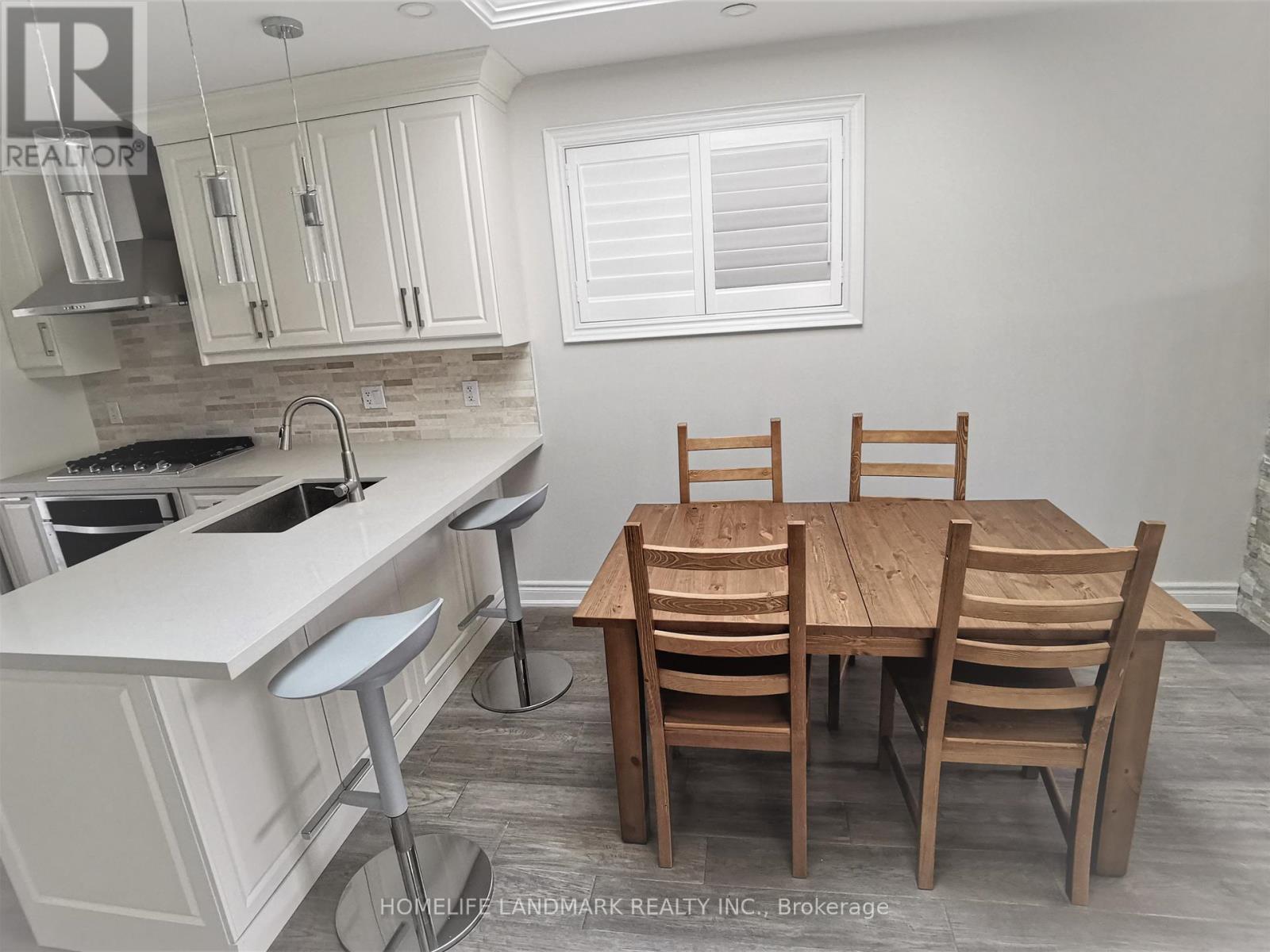 Main - 379 Whitmore Avenue, Toronto (Briar Hill-Belgravia), Ontario  M6E 2N5 - Photo 9 - W13591492