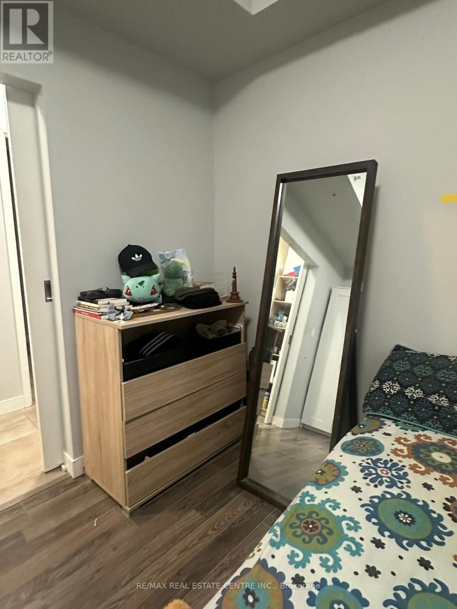 62 Balsam B408 Street, Waterloo, Ontario  N2L 3H2 - Photo 12 - X13591506