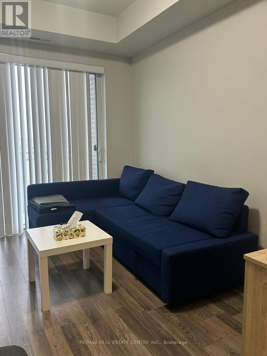 62 Balsam B408 Street, Waterloo, Ontario  N2L 3H2 - Photo 6 - X13591506