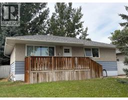 830 9 Street N, Lethbridge, Alberta