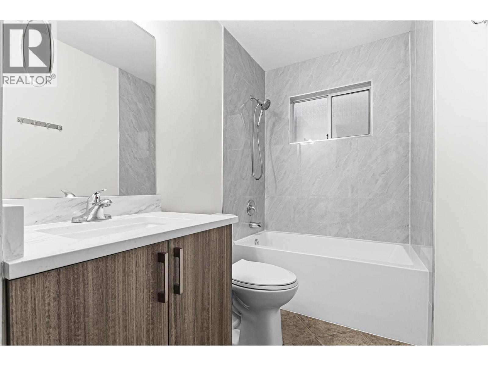 7728 Mary Avenue, Burnaby, British Columbia V3N 3G8 - Photo 24 - R3147876