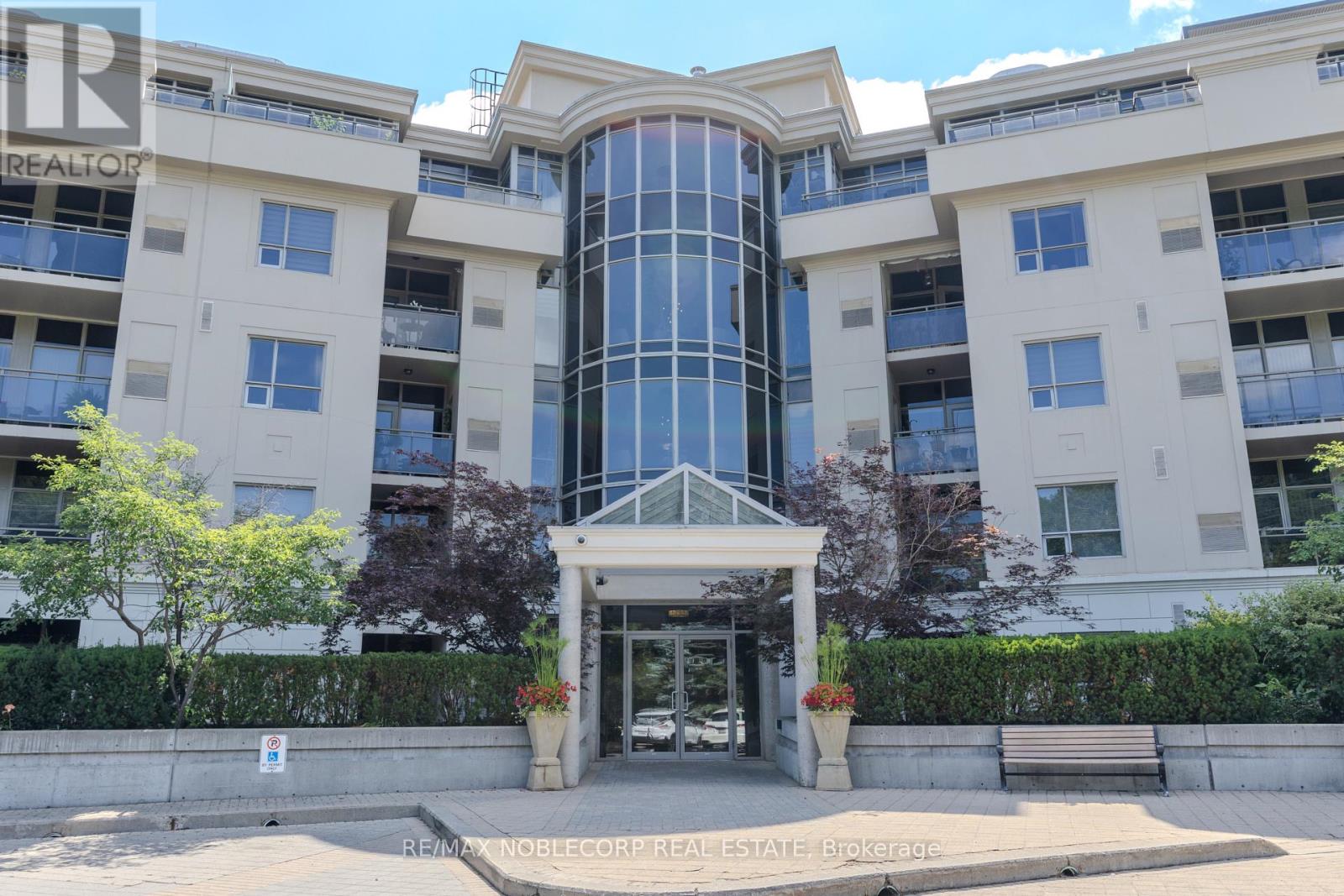 105 - 8201 Islington Avenue, Vaughan, Ontario  L4L 9S6 - Photo 3 - N13591480