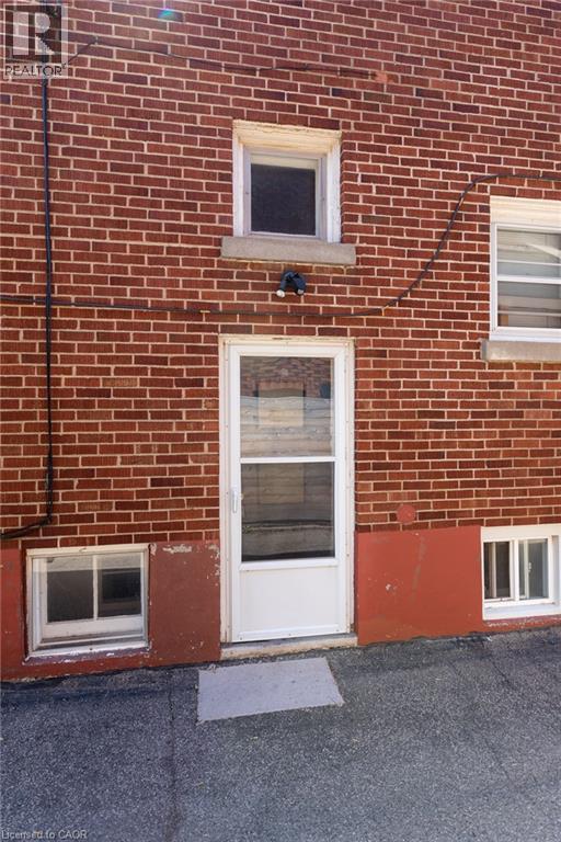 1439 Caroline Street Unit# Basement, Burlington, Ontario  L7S 1H7 - Photo 3 - 40850114