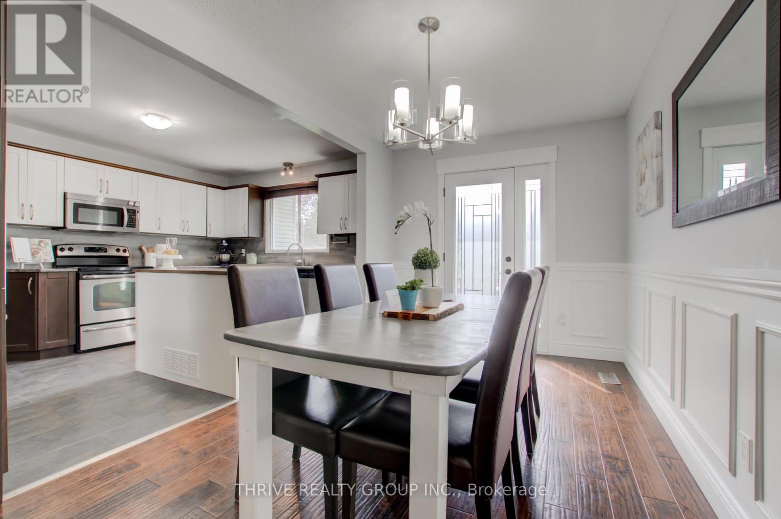 118 Sandalwood Crescent, London North, Ontario  N6G 2Z7 - Photo 4 - X13591610