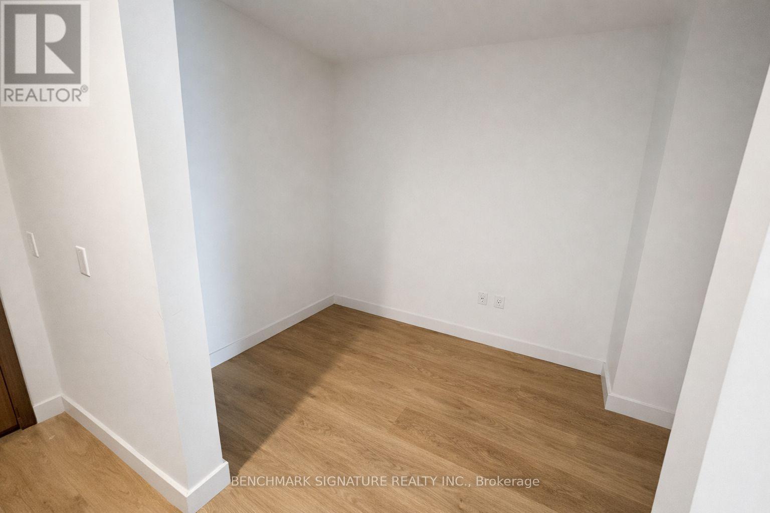 3809 - 1 Concord Cityplace Way, Toronto, Ontario  M5V 0X3 - Photo 6 - C13591510