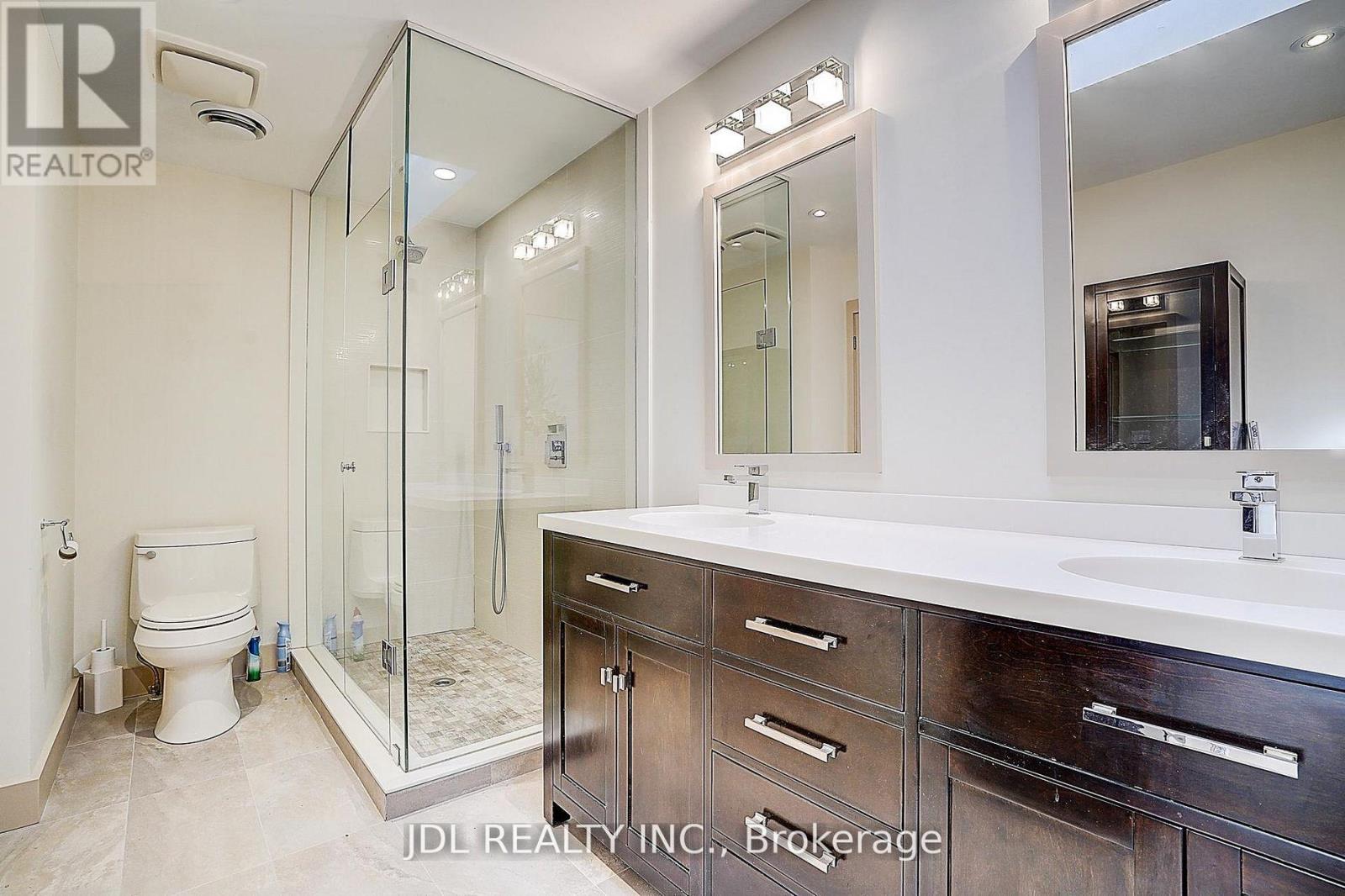 87 Munro Boulevard, Toronto, Ontario  M2P 1C5 - Photo 20 - C13591566