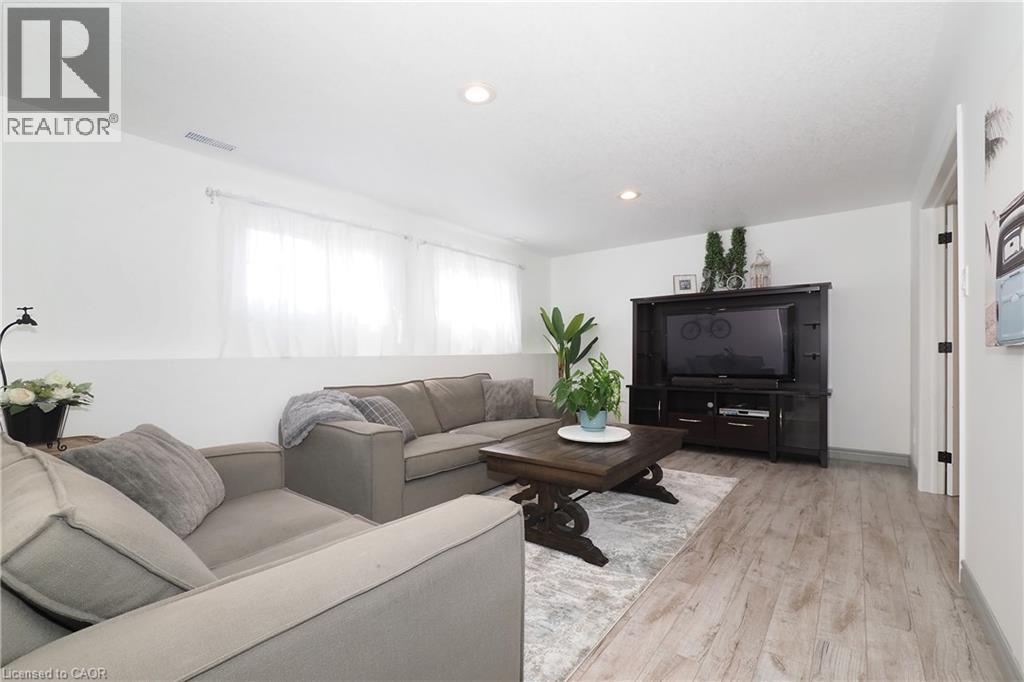 182 Mitchell Street, Ayr, Ontario  N0B 1E0 - Photo 23 - 40849411