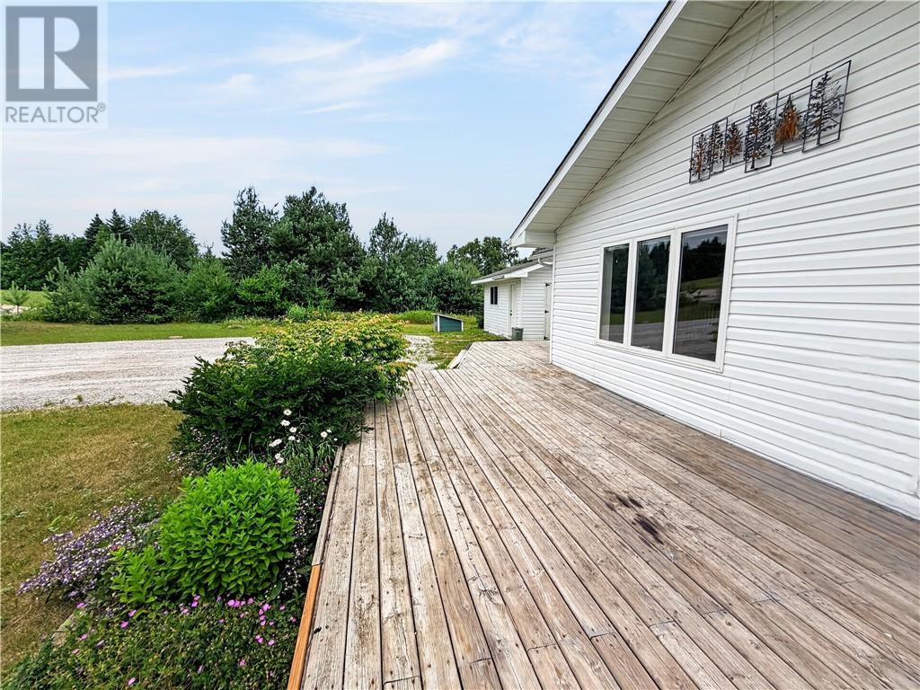 64 Pleasantview Terrace, Mindemoya, Ontario  P0P 1S0 - Photo 56 - 2129353