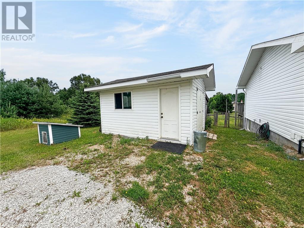 64 Pleasantview Terrace, Mindemoya, Ontario  P0P 1S0 - Photo 58 - 2129353