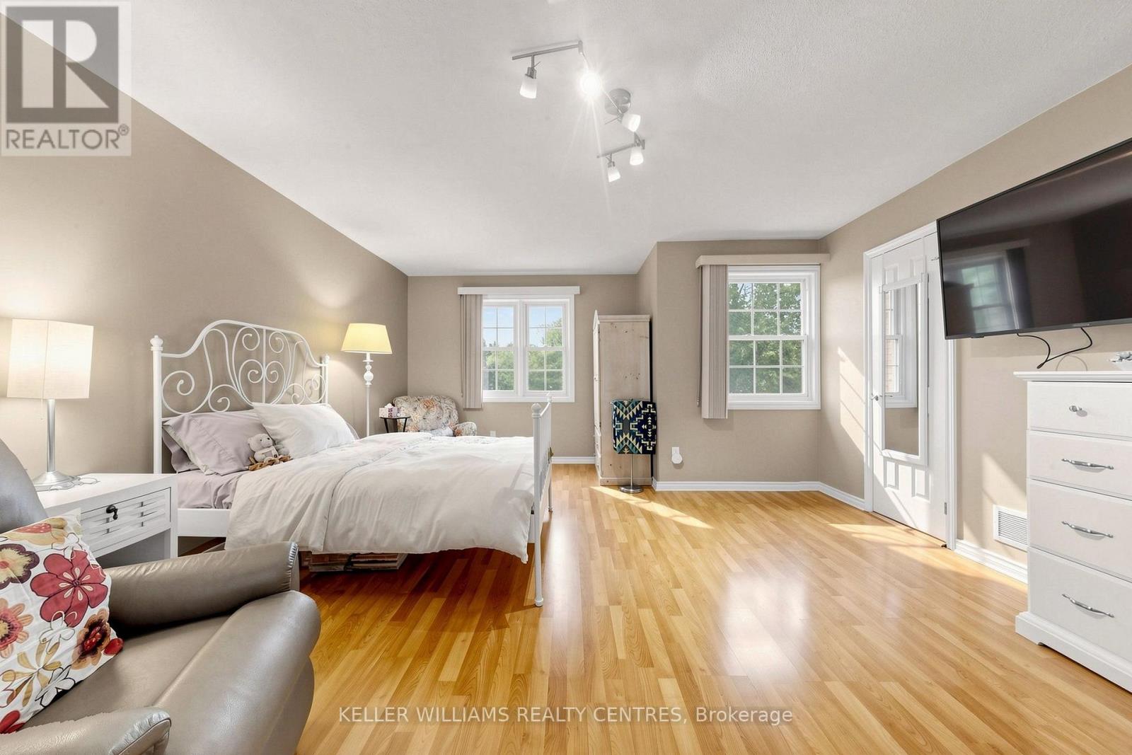9 - 1951 Rathburn Road E, Mississauga, Ontario  L4W 2N9 - Photo 15 - W13591548