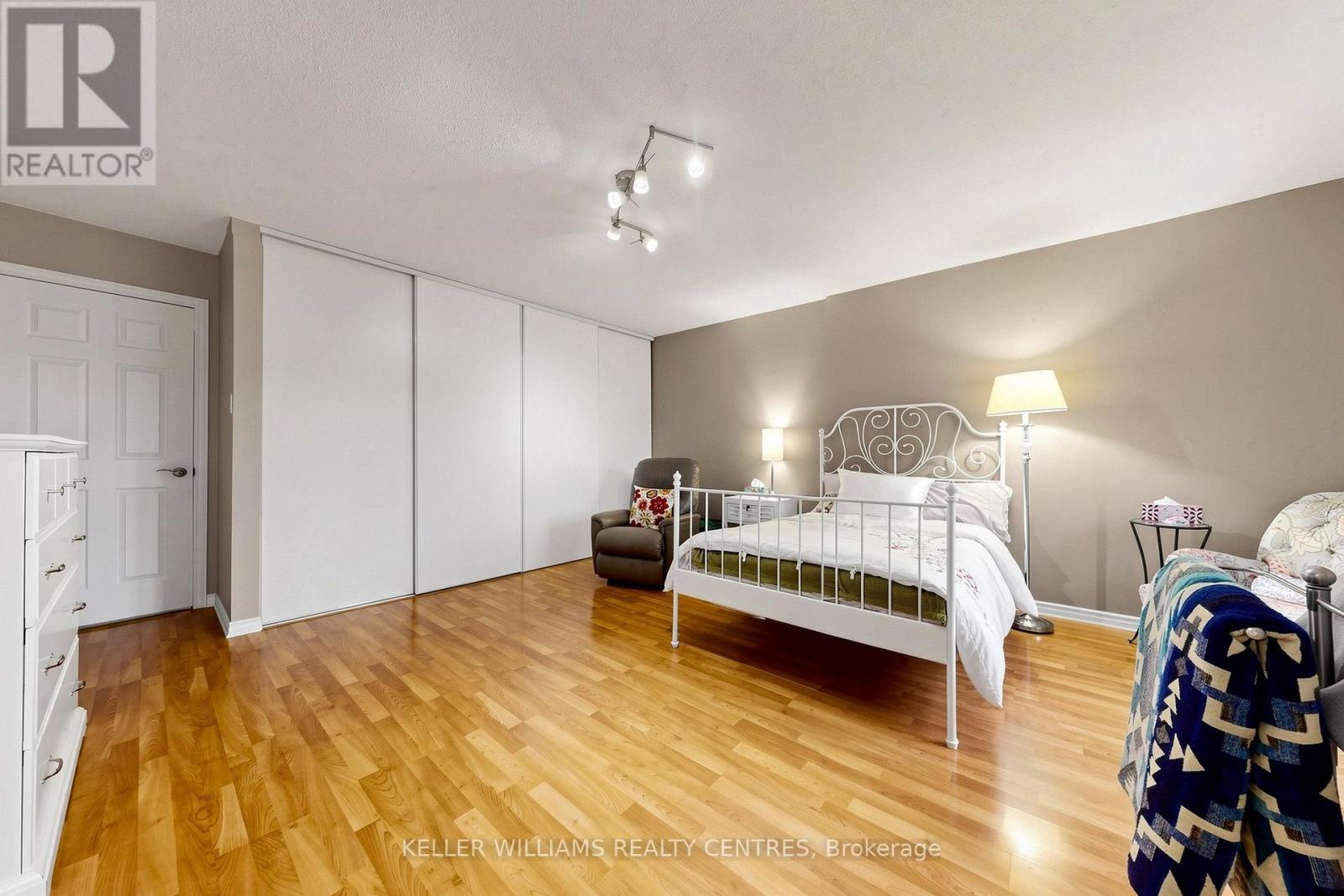 9 - 1951 Rathburn Road E, Mississauga, Ontario  L4W 2N9 - Photo 16 - W13591548