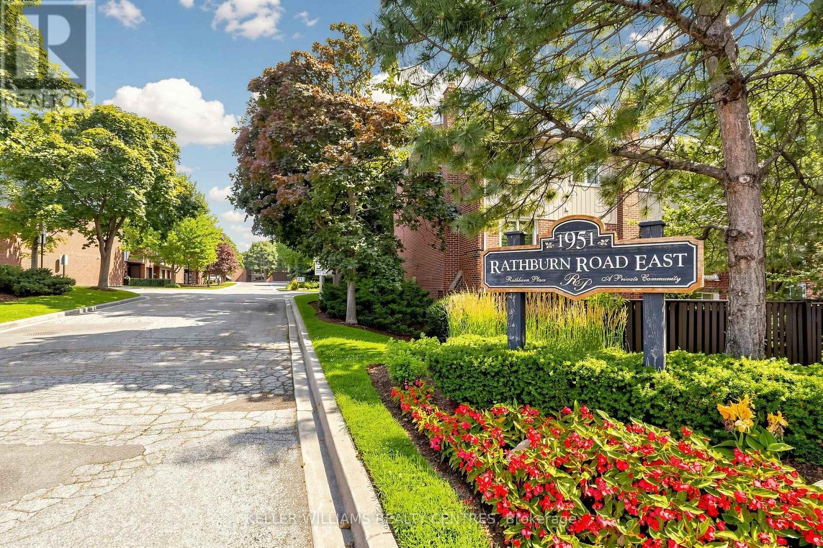9 - 1951 Rathburn Road E, Mississauga, Ontario  L4W 2N9 - Photo 3 - W13591548
