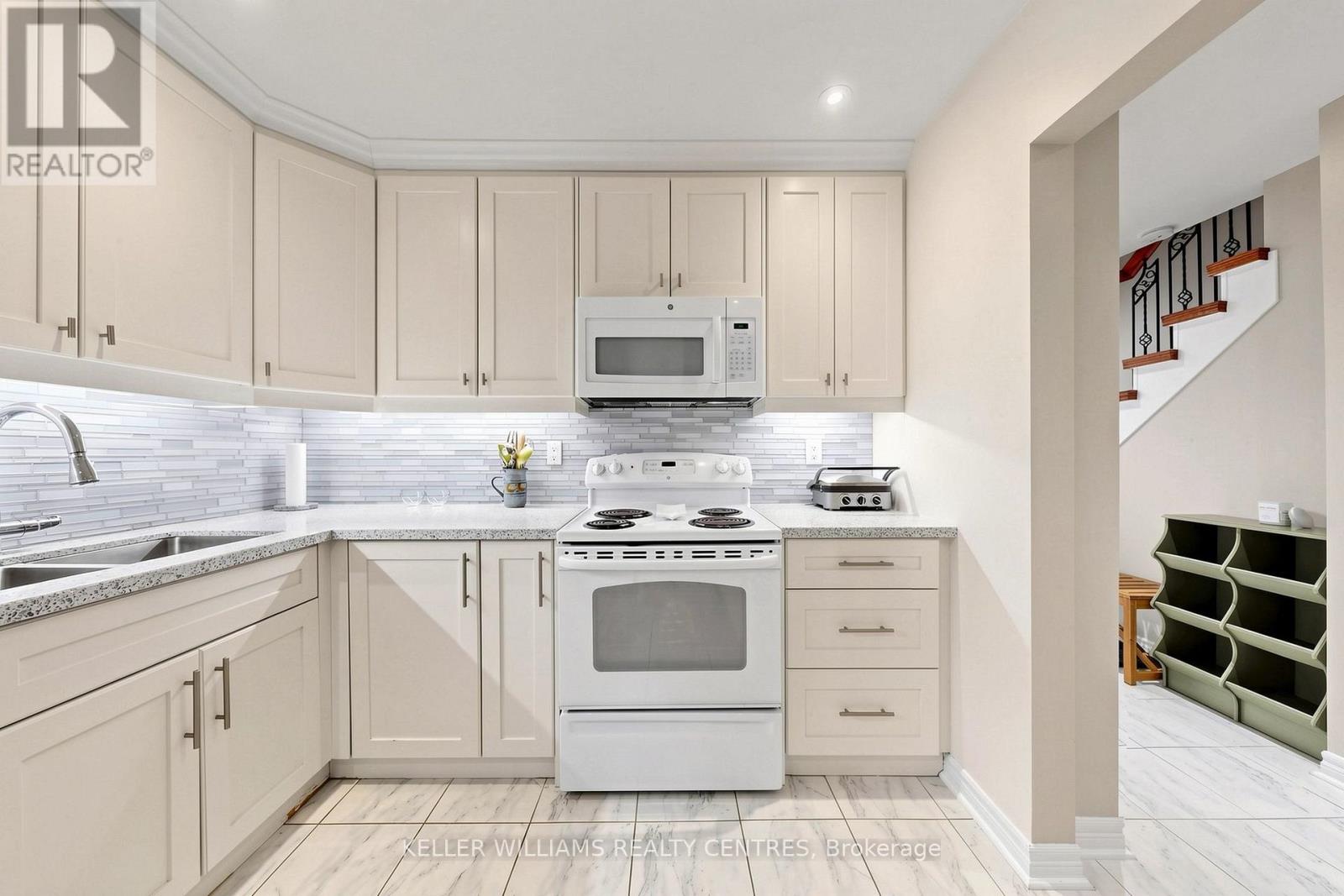 9 - 1951 Rathburn Road E, Mississauga, Ontario  L4W 2N9 - Photo 8 - W13591548