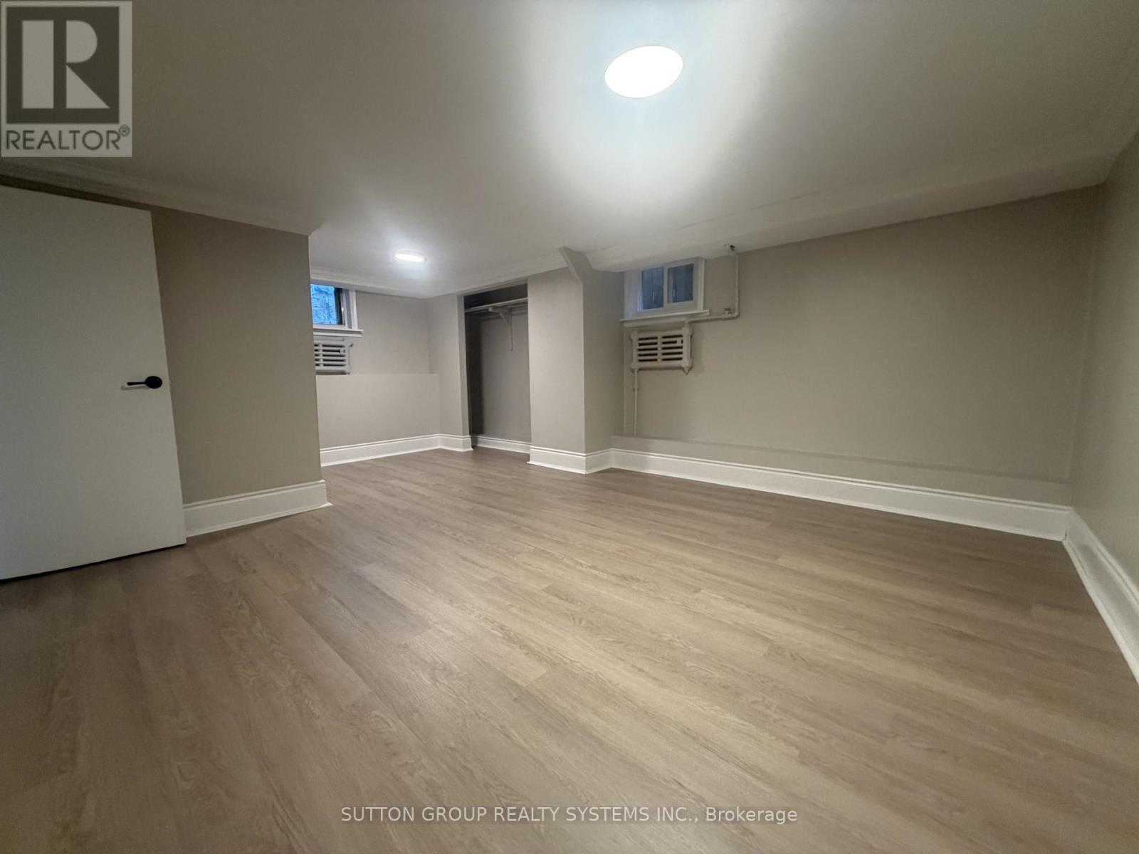 Lower Level - 3 Tyrone Avenue, Toronto, Ontario M6M 2K4 - Photo 4 - W13591584