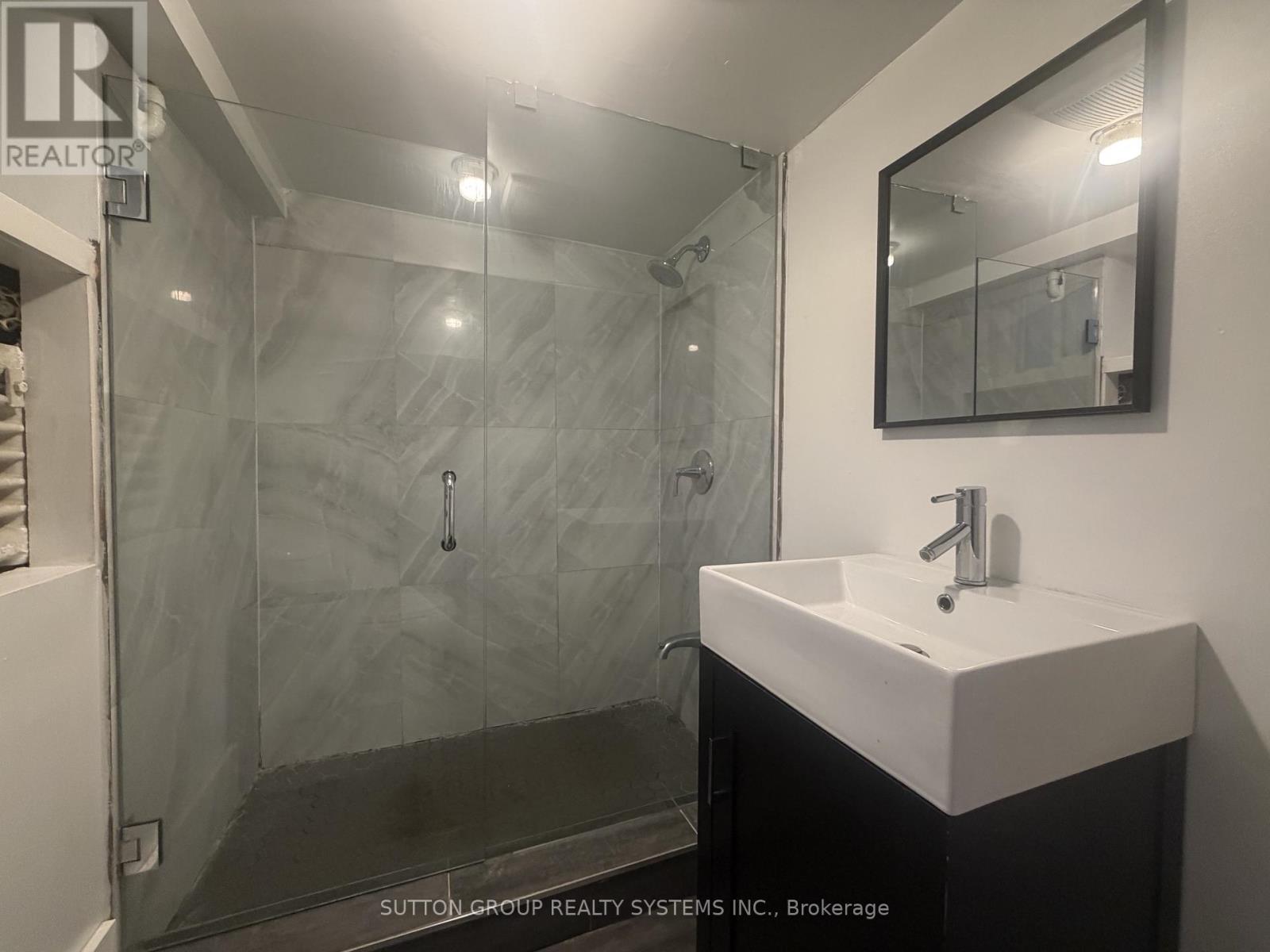 Lower Level - 3 Tyrone Avenue, Toronto, Ontario M6M 2K4 - Photo 7 - W13591584
