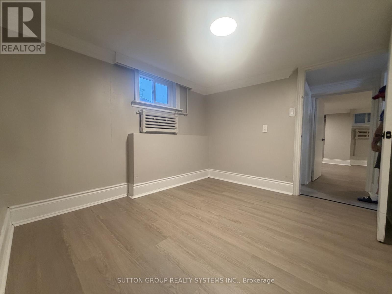 Lower Level - 3 Tyrone Avenue, Toronto, Ontario M6M 2K4 - Photo 9 - W13591584