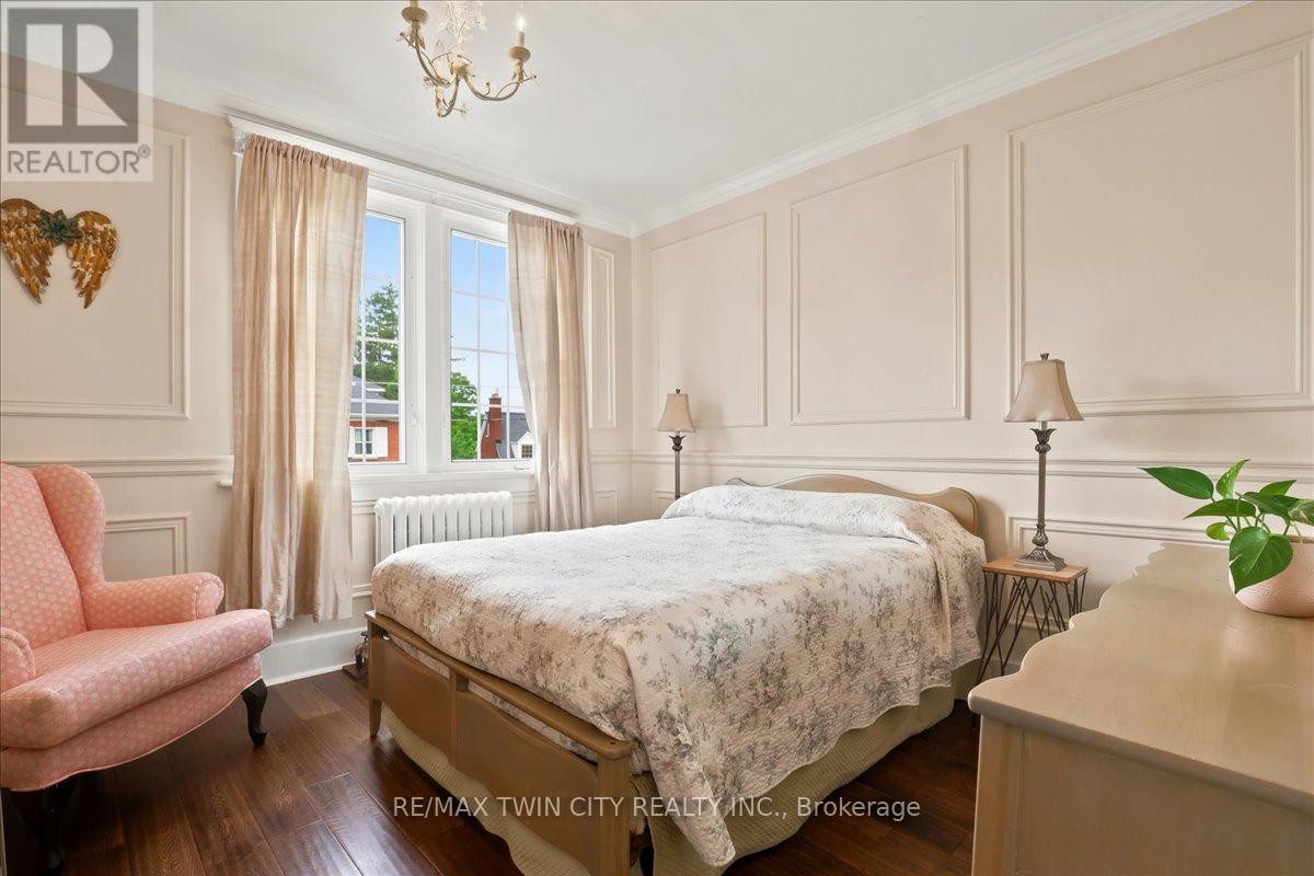 85 Albert Street, Waterloo, Ontario  N2L 3S6 - Photo 16 - X13591512