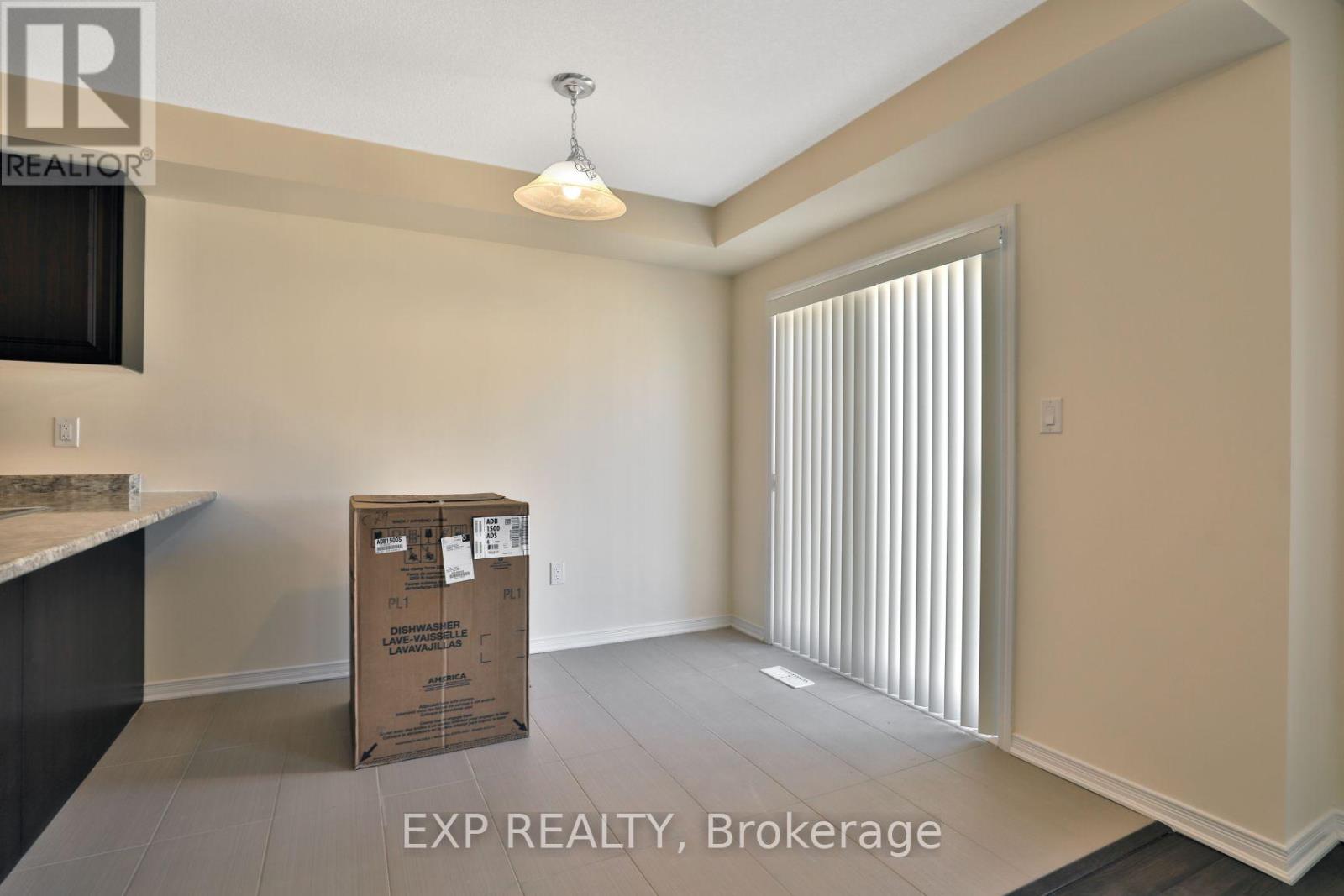 7 Pagebrook Crescent, Hamilton, Ontario  L8J 0K7 - Photo 8 - X13591614