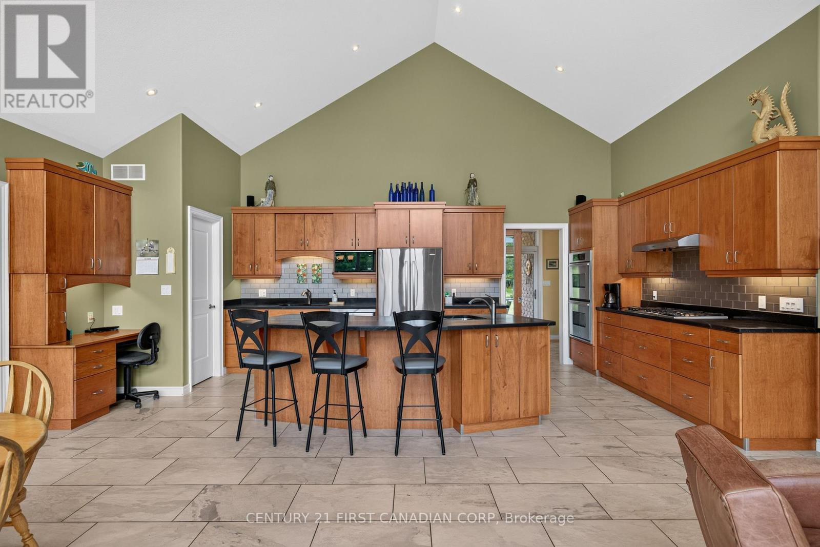 10965 River Line, Chatham-Kent, Ontario  N7M 5J4 - Photo 10 - X13591618