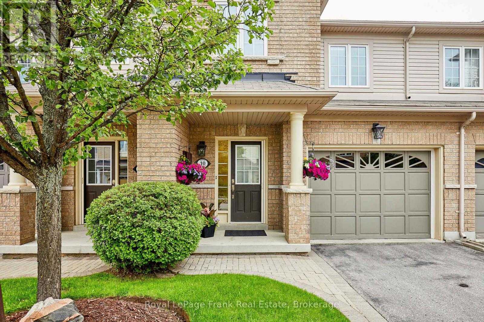 10 Lander Crescent, Clarington, Ontario  L1C 0L4 - Photo 4 - E13591678