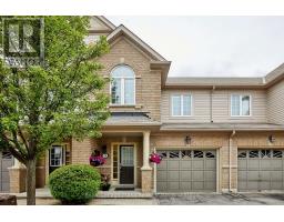 10 LANDER CRESCENT, Clarington, Ontario