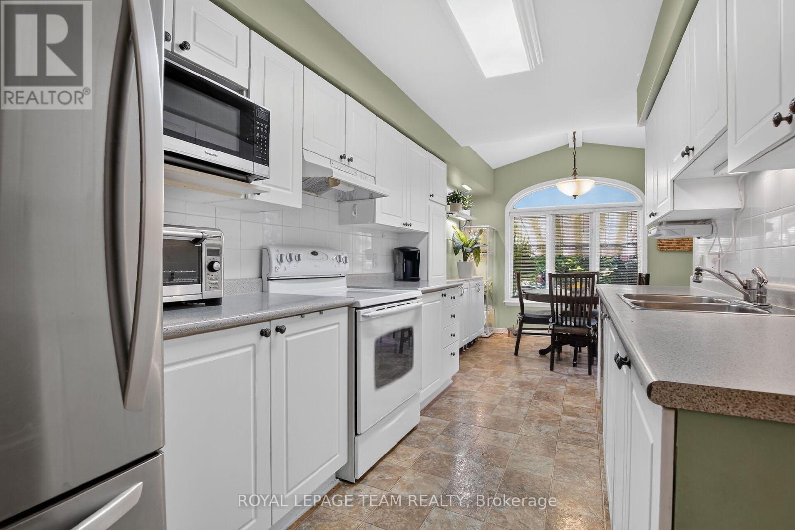 2 Wittingham Drive, Ottawa, Ontario  K2G 6H1 - Photo 16 - X13591640