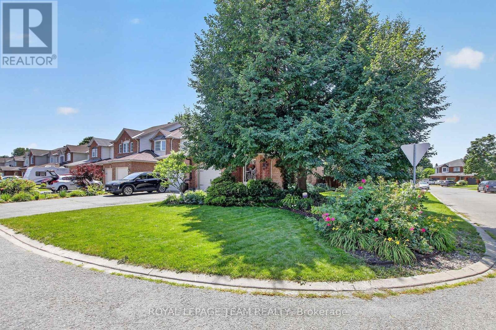 2 Wittingham Drive, Ottawa, Ontario  K2G 6H1 - Photo 4 - X13591640