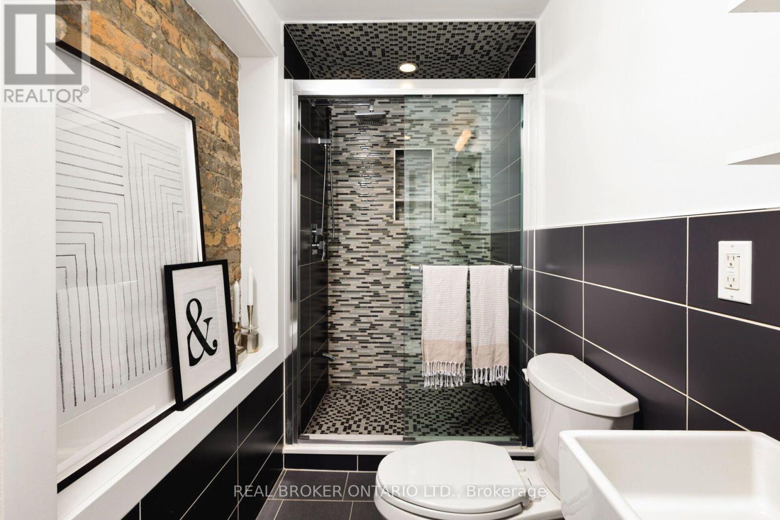 Lower - 135 Prescott Avenue, Toronto, Ontario  M6N 3G9 - Photo 11 - W13591682