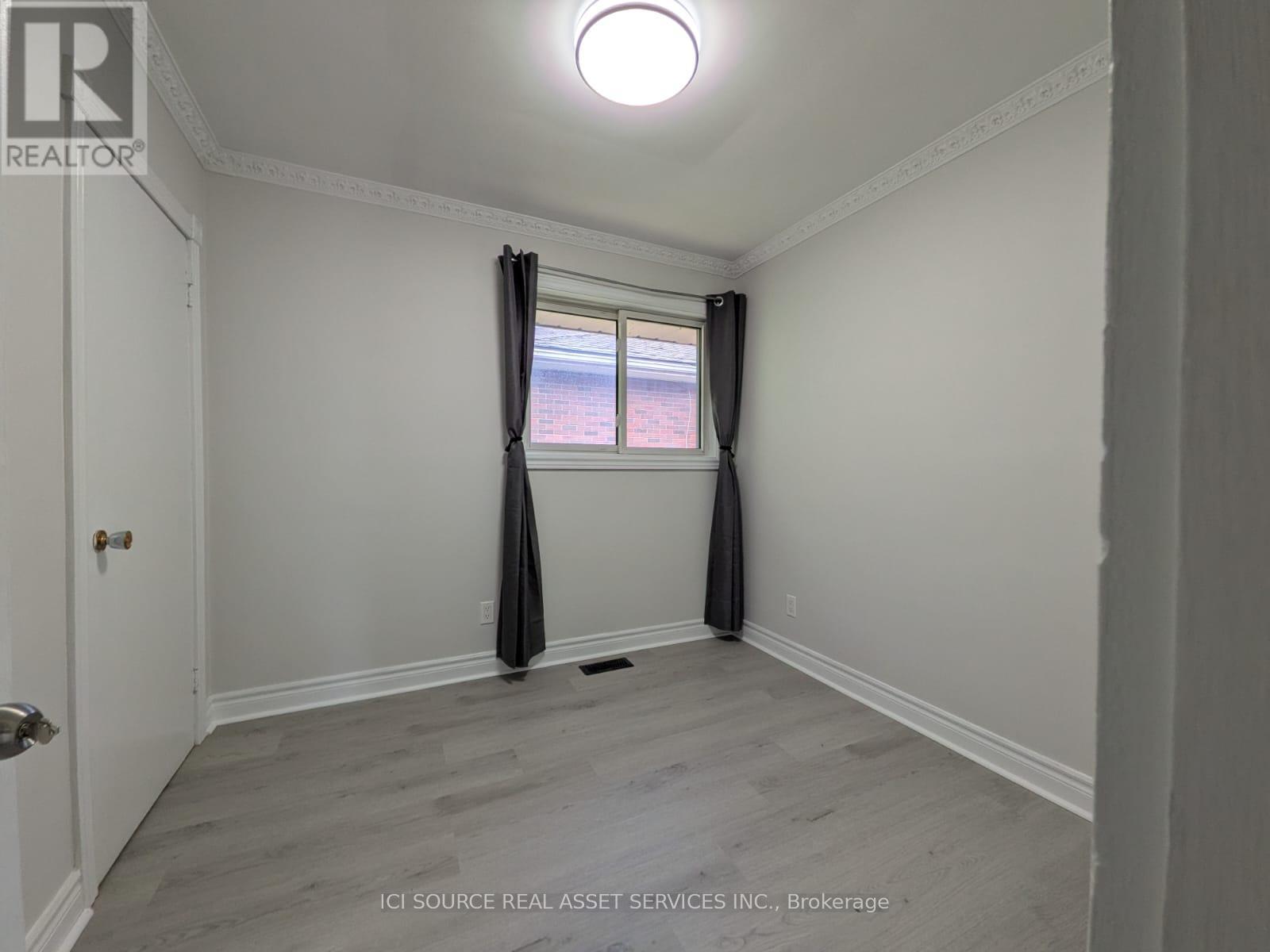 A - Upper - 21 Parkdale Drive, Belleville, Ontario  K8P 2P3 - Photo 6 - X13591668
