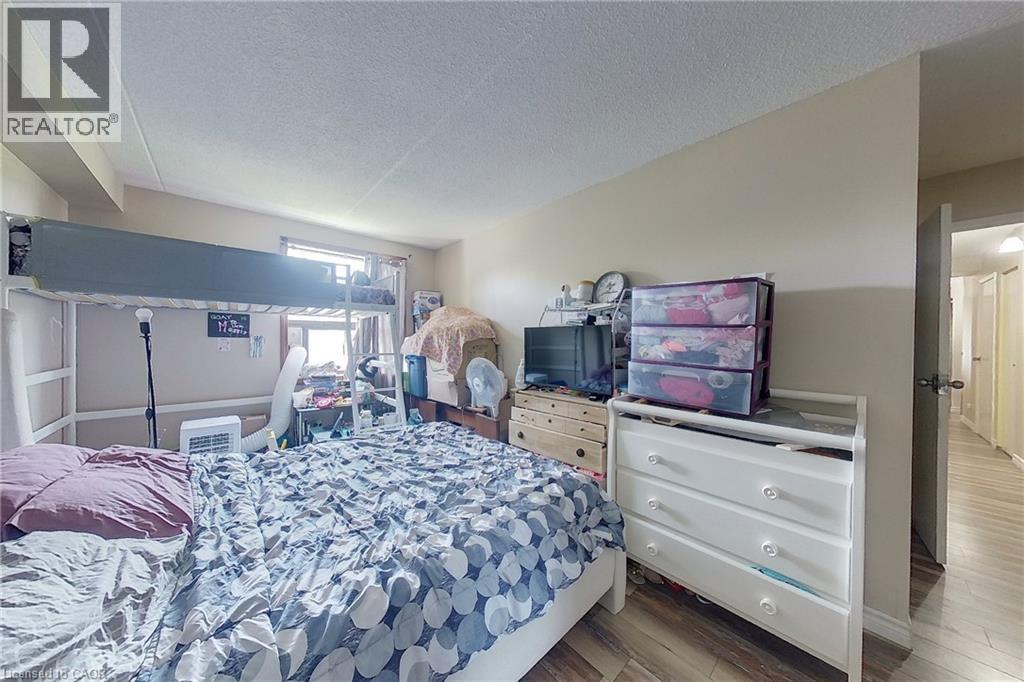 65 N Silvercreek Parkway N Unit# 301, Guelph, Ontario  N1H 7R9 - Photo 20 - 40847487