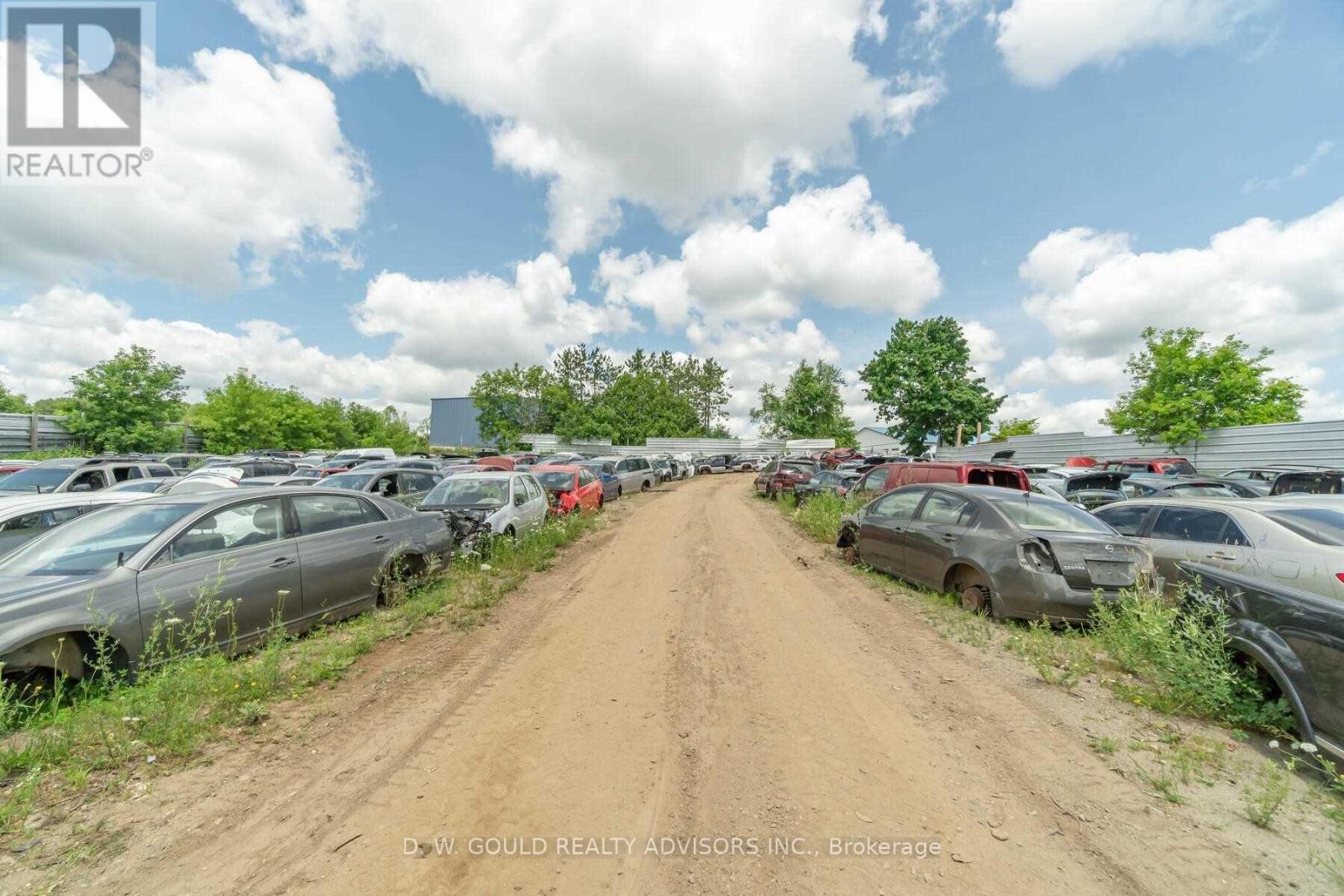 28 Pioneer Drive, Erin, Ontario  N0B 1T0 - Photo 4 - X5694039