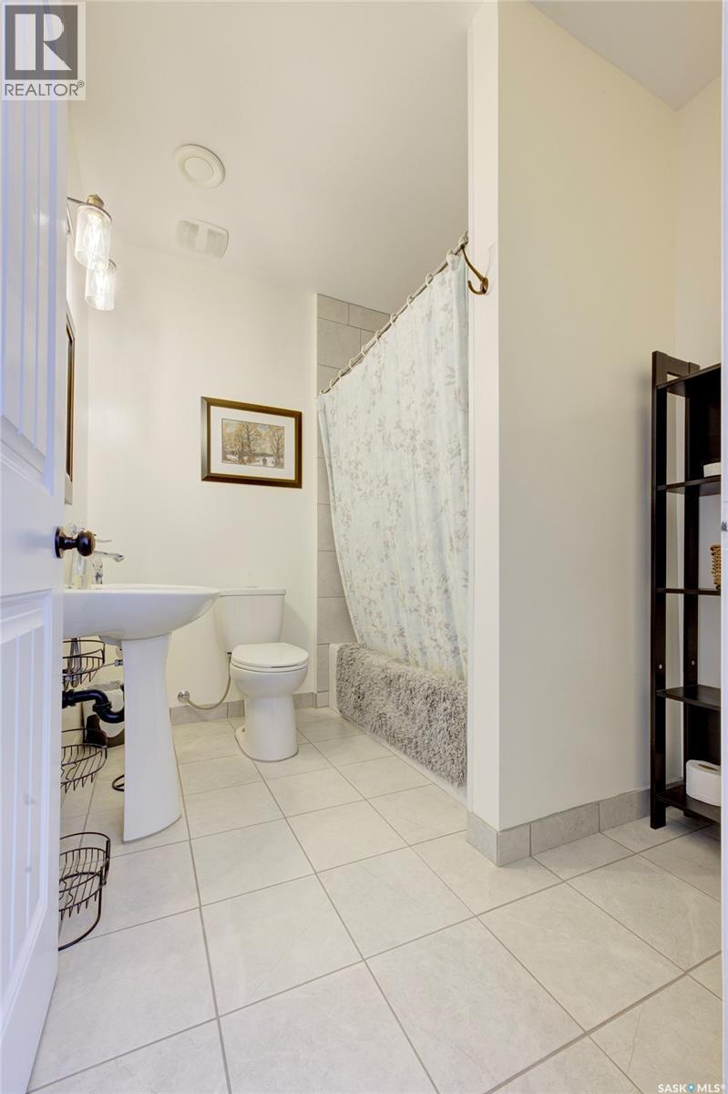 621 Braun Lane, Warman, Saskatchewan  S0K 4S2 - Photo 40 - SK043334