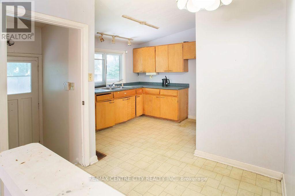 1326 Fuller Street, London East, Ontario  N5Y 4R2 - Photo 18 - X13591690