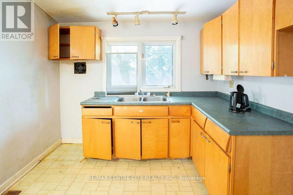 1326 Fuller Street, London East, Ontario  N5Y 4R2 - Photo 19 - X13591690