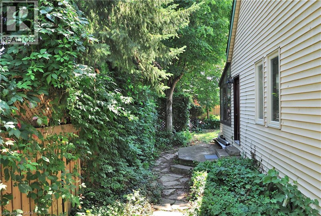 205 Janefield Avenue, Guelph, Ontario  N1G 2L5 - Photo 41 - 40846670