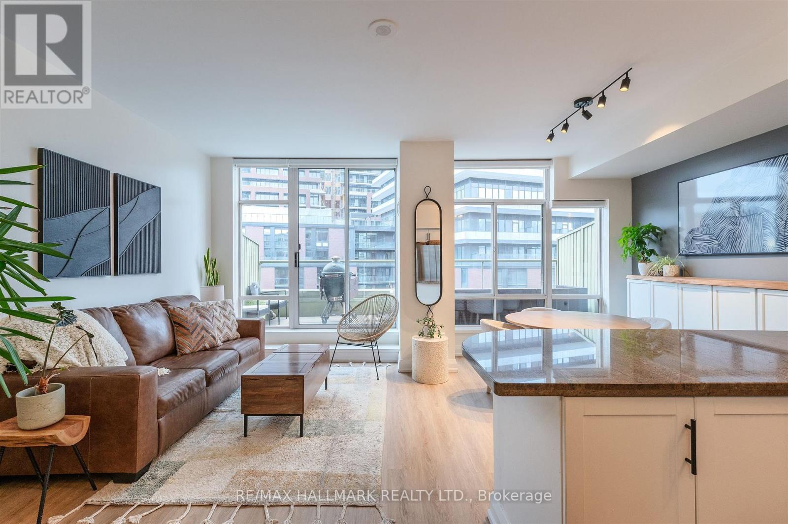 916 - 39 Parliament Street, Toronto, Ontario  M5A 4R2 - Photo 1 - C13591712