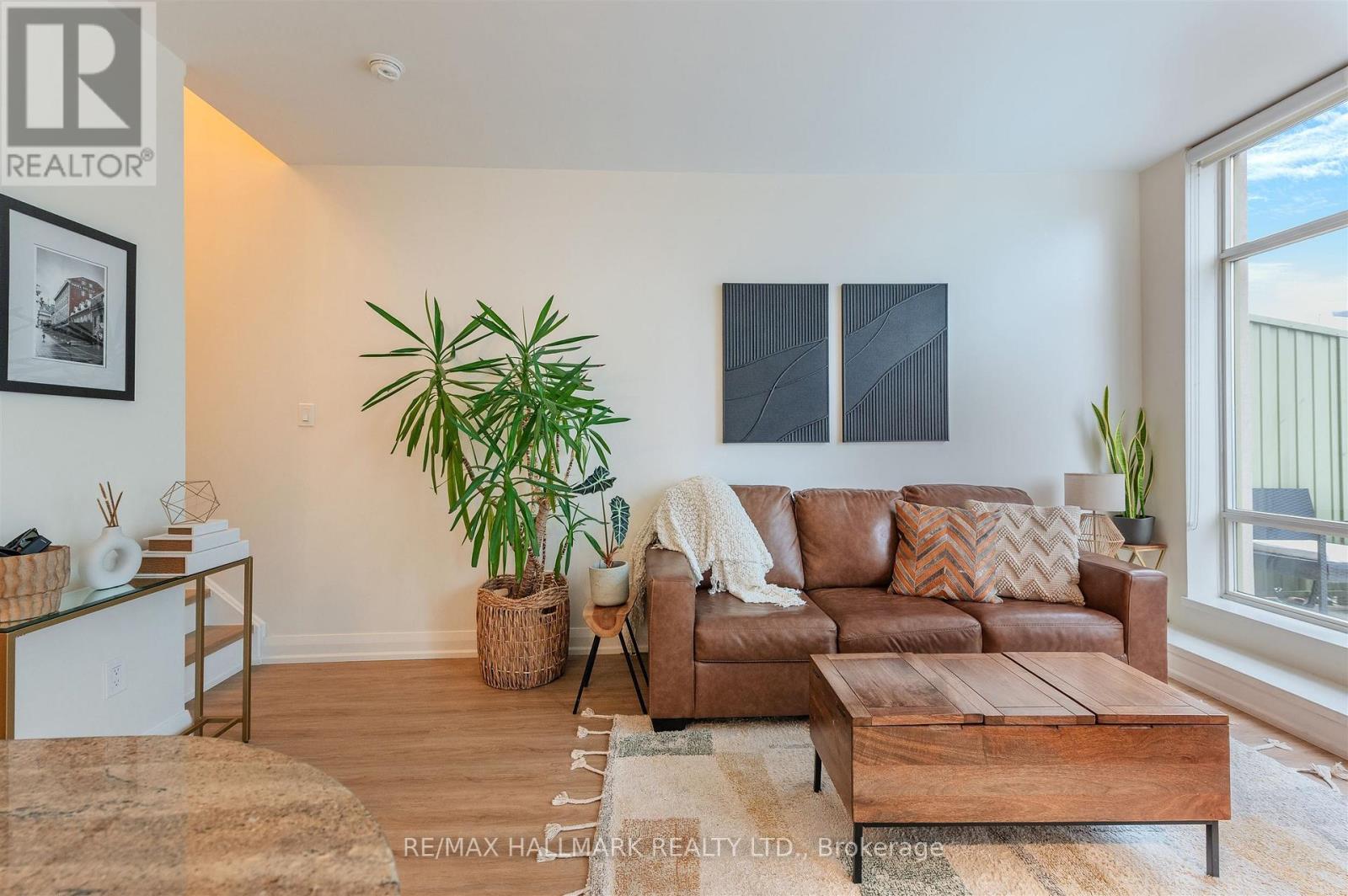 916 - 39 Parliament Street, Toronto, Ontario  M5A 4R2 - Photo 2 - C13591712