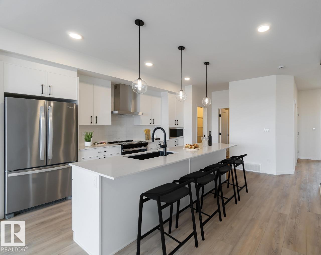 22526 83a St NW, Edmonton, Alberta  T5T 7R2 - Photo 3 - E4499572