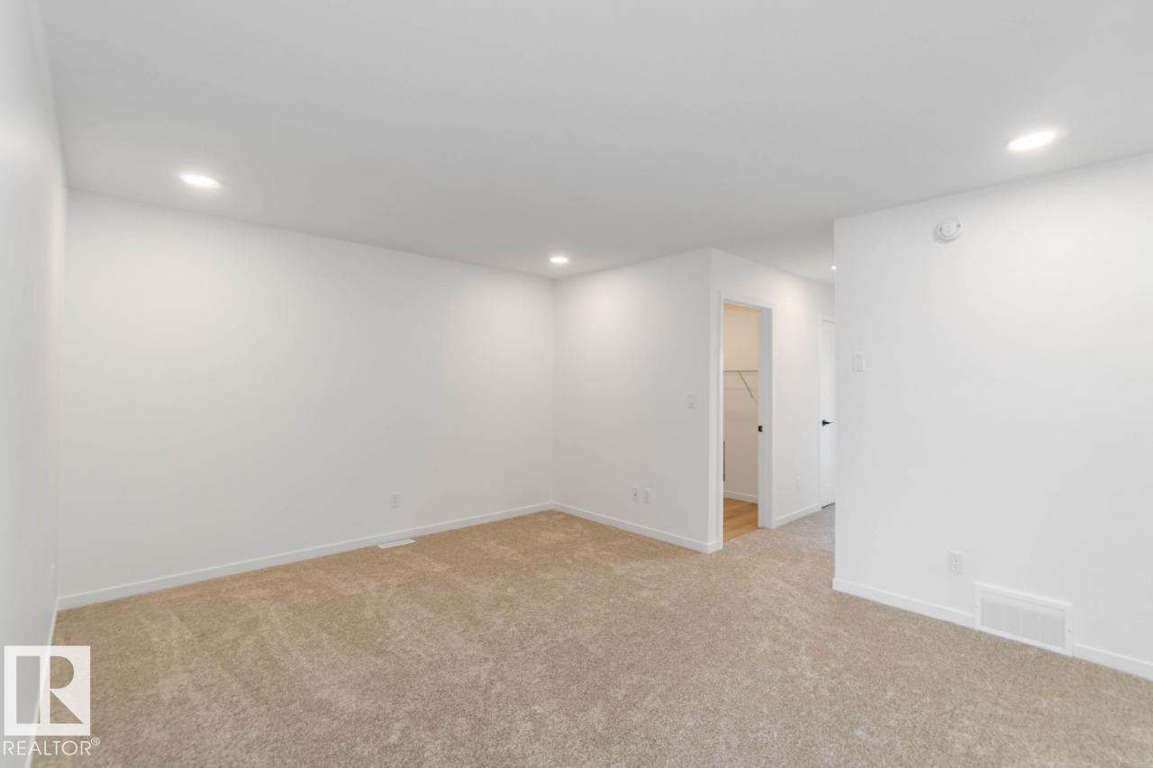 22526 83a St NW, Edmonton, Alberta  T5T 7R2 - Photo 7 - E4499572