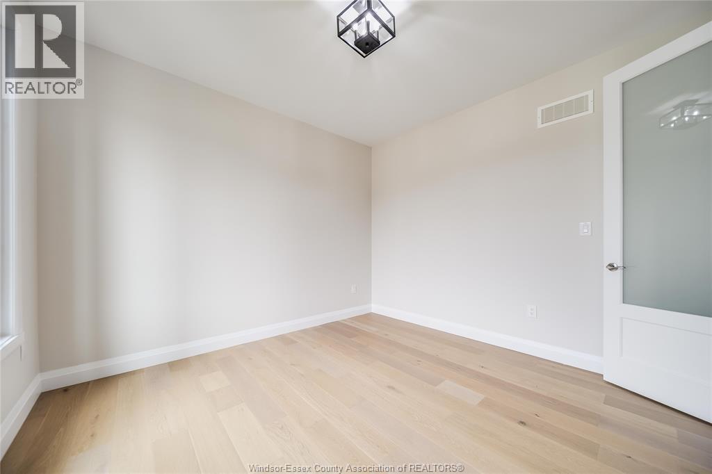 116 Kingsbridge Drive, Amherstburg, Ontario N9V 0G8 - Photo 34 - 26017568