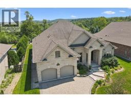 596 REGAL Place, Waterloo, Ontario