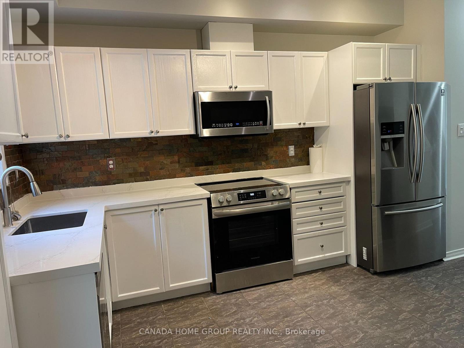 43 - 435 Hensall Circle, Mississauga, Ontario  L5A 4P1 - Photo 4 - W13591730