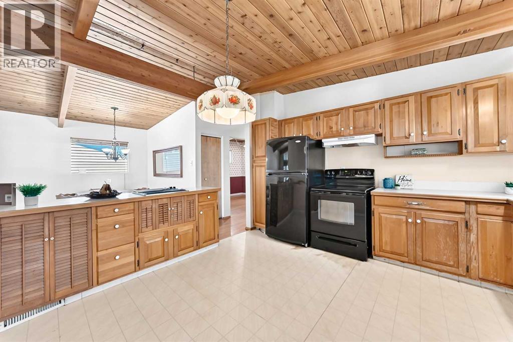 1460 Northmount Drive Nw, Calgary, Alberta  T2L 0G6 - Photo 6 - A2328607